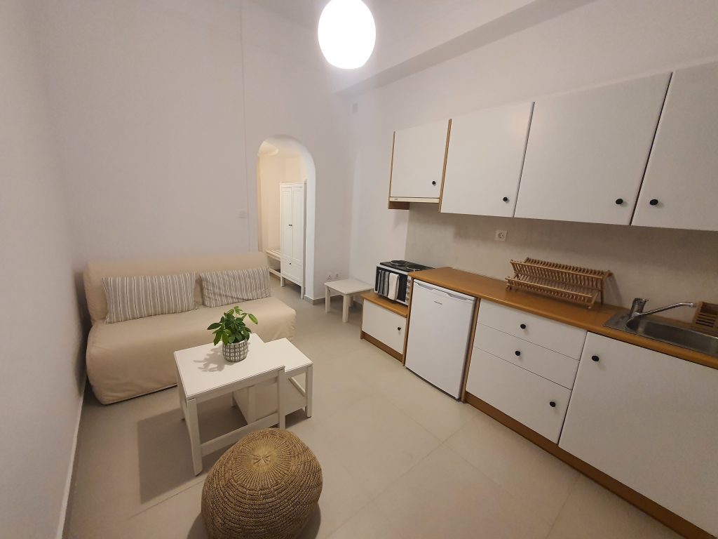 Andros apartment near the beach Nimporio